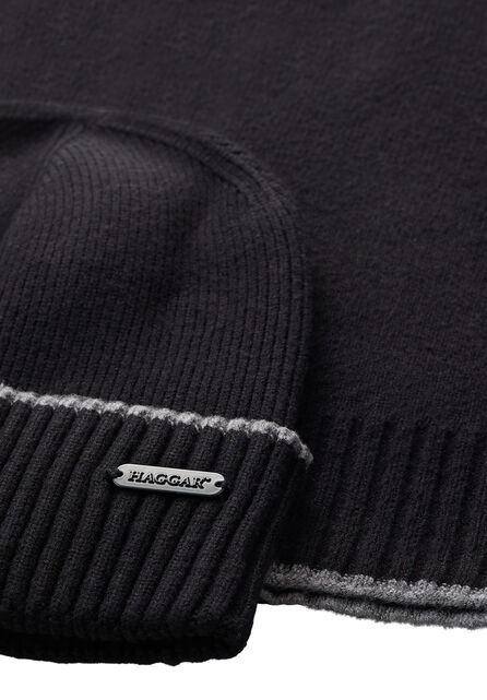 Wicking Beanie and Knit Scarf Set, Black